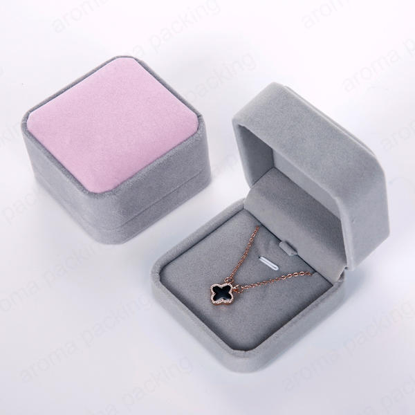 Hot Sale Custom Color Velvet Jewelry Box Packaging For Rings,Earrings,Necklaces