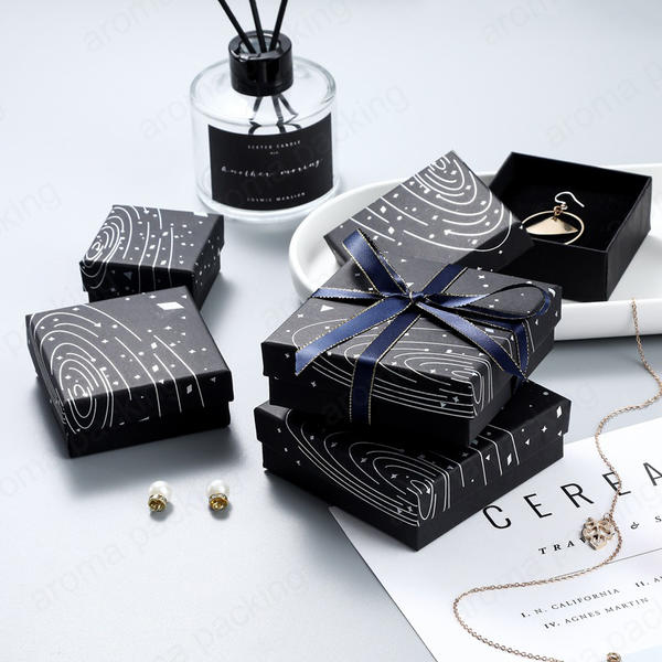Wholesale Luxury Black Flip-Top Box Delicate Jewelry Box Packaging For Gift Giving