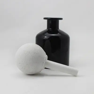 High Quality Luxury Round Matte Black Glass Diffuser Bottle With Custom Shape Gypsum Diffuser