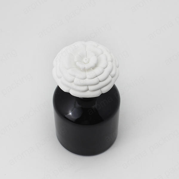 High Quality Luxury Round Matte Black Glass Diffuser Bottle With Custom Shape Gypsum Diffuser
