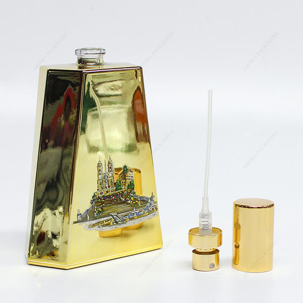 無料サンプルカスタムシェイプパターンゴールドガラスパフュームボトル(ポンプとキャップ付き
