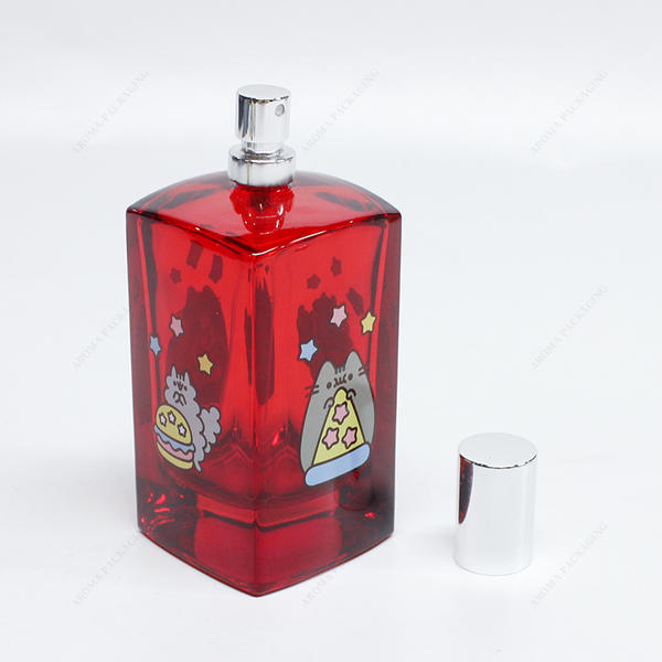 無料サンプルかわいい猫のパターンの正方形のガラス香水瓶、ポンプサポートカスタム付き