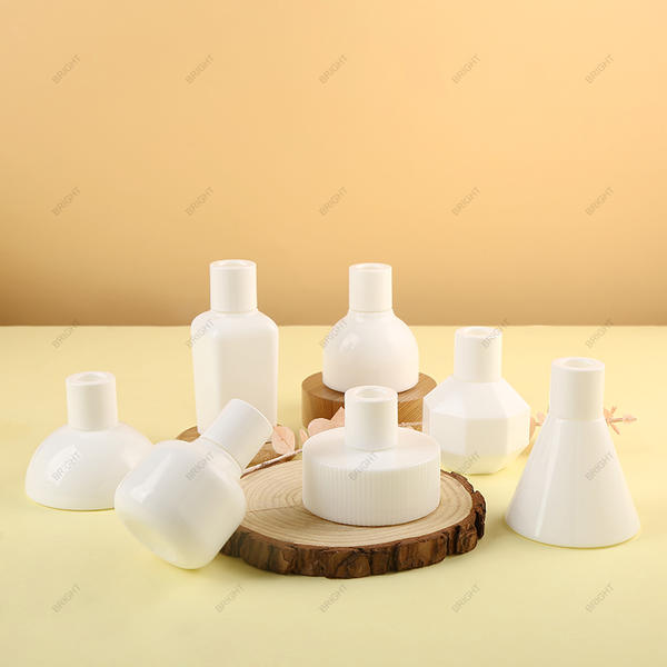 Factory Made Custom Shape White Reed Diffuser Bottle with Fiber Stick