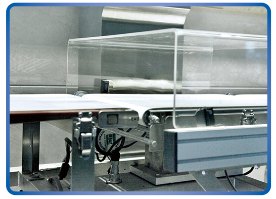 Multifunctional combined check weigher and metal detector for food processing industry
