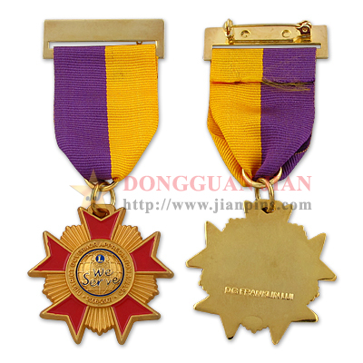 Army medallion is a symbol of honor and bravery