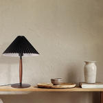 TL-22052 Wooden Poles Table Lamp 