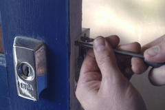 FINDING A REPUTABLE LOCKSMITH