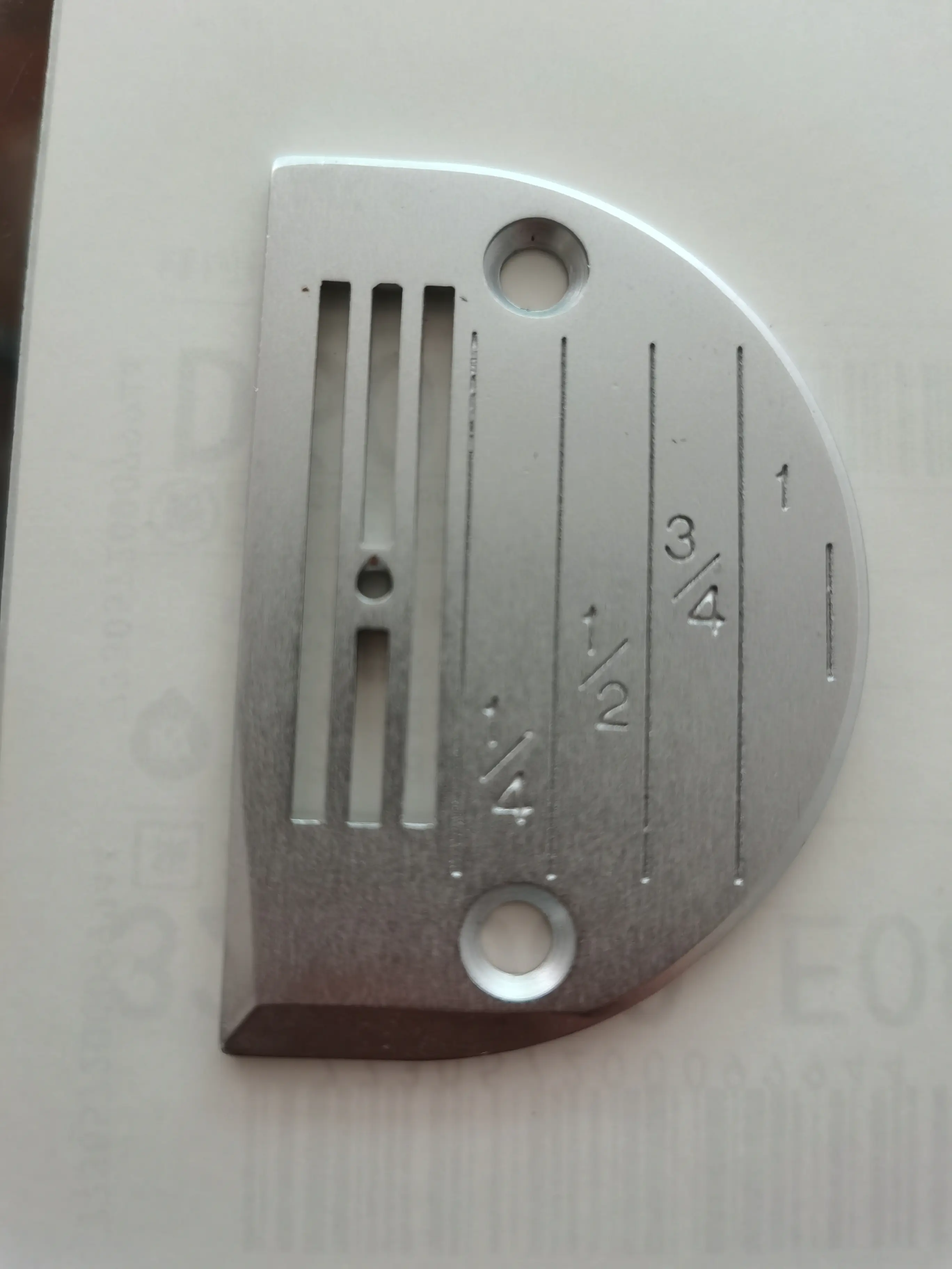 SEWING MACHINE SPARE PARTS NEEDLE PLATE